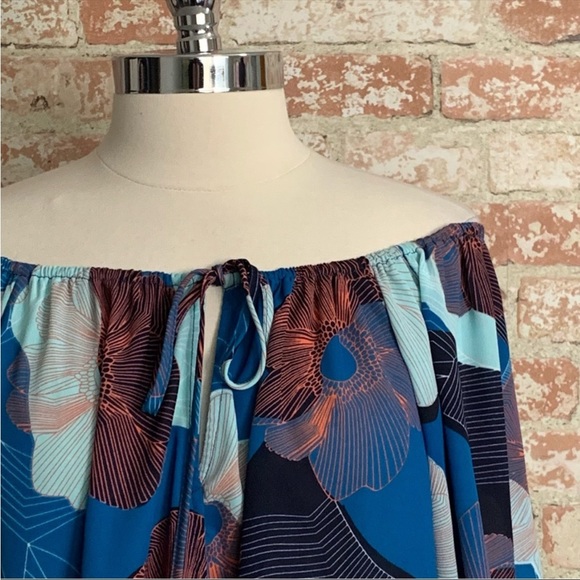 Allison Joy Blue Floral Off-Shoulder Blouse - Picture 6 of 10